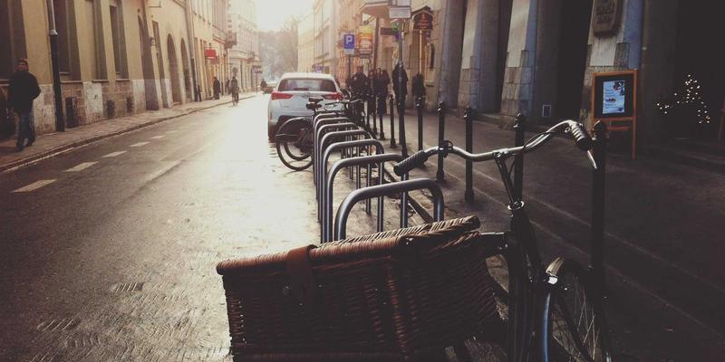 游戏音频设计如何塑造玩家社区：从移动游戏到论坛讨论的沉浸感案例分析